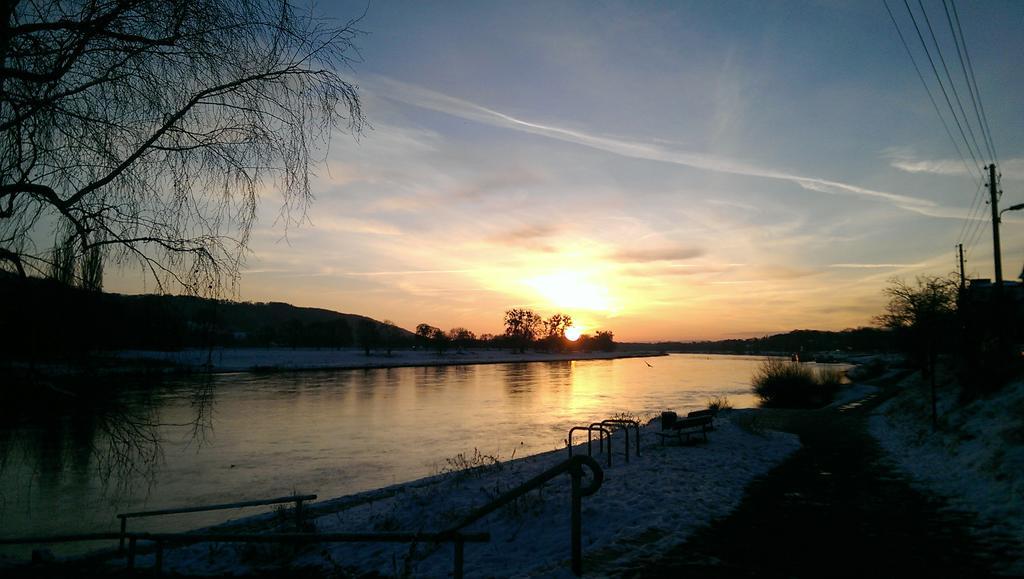 Ferienwohnung an der Elbe Dresden Zimmer foto